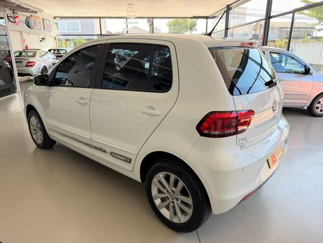 VolksWagen Fox Connect 1.6 Flex 8V 5p