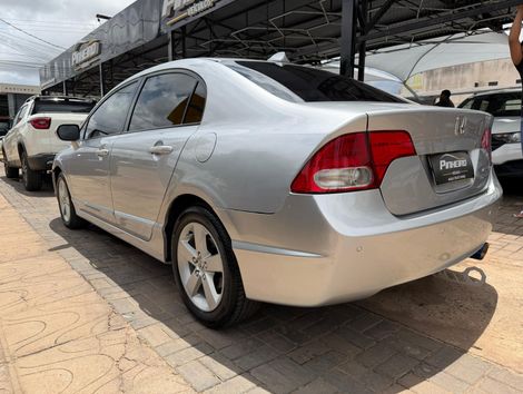 Honda Civic Sedan LXS 1.8/1.8 Flex 16V Mec. 4p