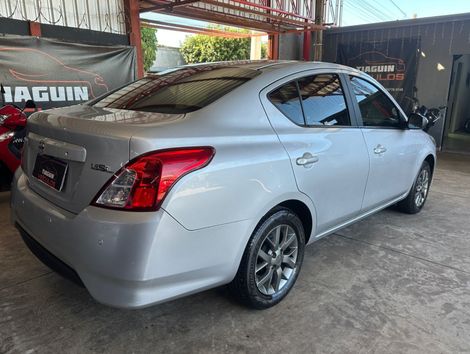 Nissan VERSA SL 1.6 16V FlexStart 4p Aut.