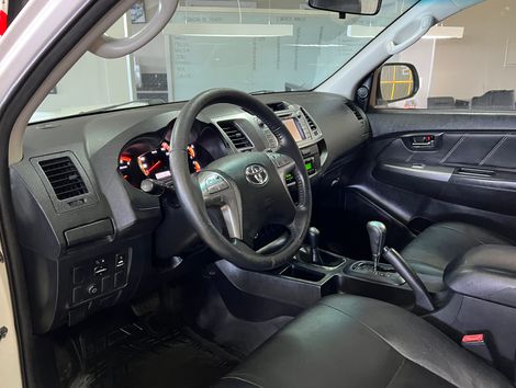 Toyota Hilux CD SRV D4-D 4x4 3.0 TDI Diesel Aut