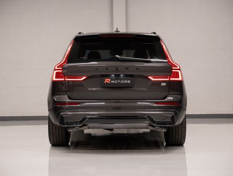 Volvo XC60 T8 R-DESIGN