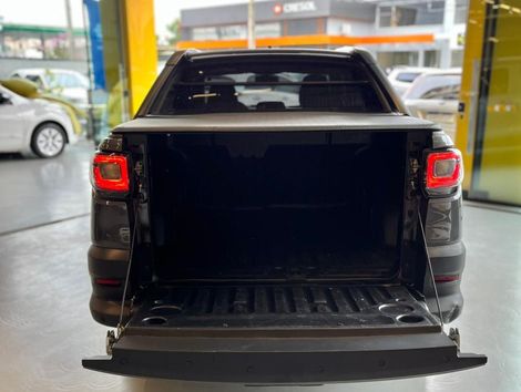 Fiat Strada Volcano 1.3 Flex 8V CD