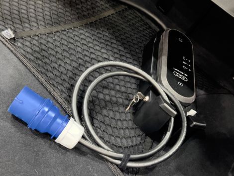 Audi Q5 SB Perf. 2.0 TFSIe S.Tr. Qt (Hib.)