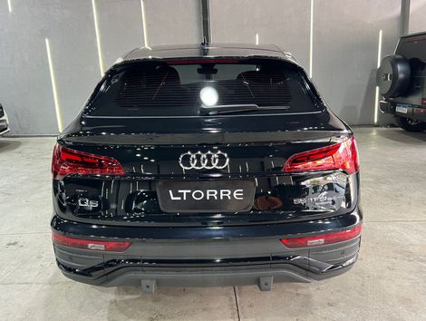 Audi Q5 SB Perf. 2.0 TFSIe S.Tr. Qt (Hib.)