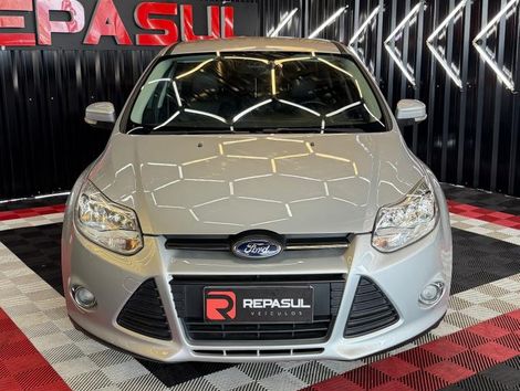 Ford Focus Sedan 2.0 16V/2.0 16V Flex 4p Aut.