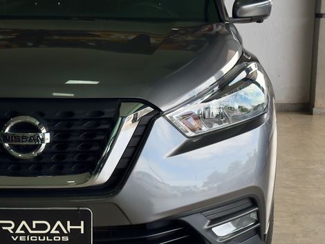 Nissan KICKS SL 1.6 16V FlexStar 5p Aut.