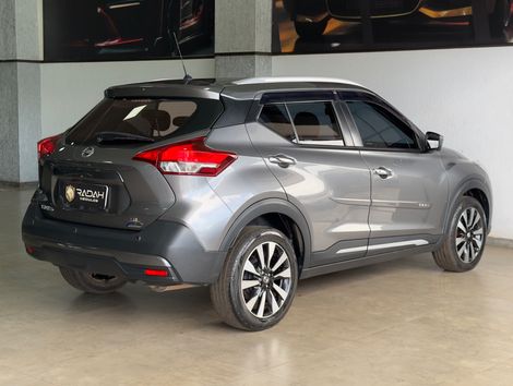 Nissan KICKS SL 1.6 16V FlexStar 5p Aut.