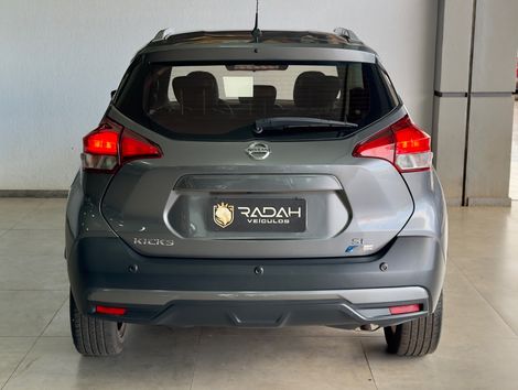 Nissan KICKS SL 1.6 16V FlexStar 5p Aut.