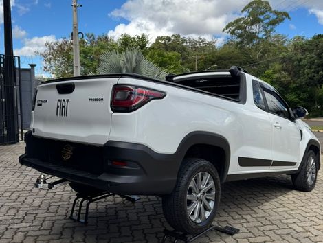 Fiat Strada Freedom 1.3 Flex 8V  CS Plus