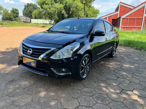 Nissan VERSA SL 1.6 16V FlexStart 4p Aut.