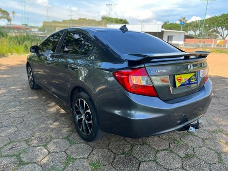 Honda Civic Sedan LXS 1.8/1.8 Flex 16V Aut. 4p