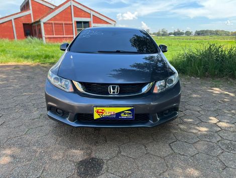 Honda Civic Sedan LXS 1.8/1.8 Flex 16V Aut. 4p
