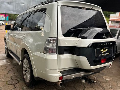 Mitsubishi Pajero HPE Full 3.2 4x4 T.I.Dies. 5p Aut