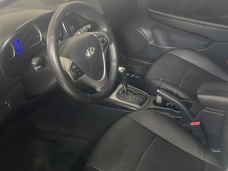 Hyundai i30 2.0 16V 145cv 5p Aut.