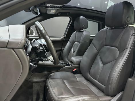 Porsche Macan 2.0 Turbo