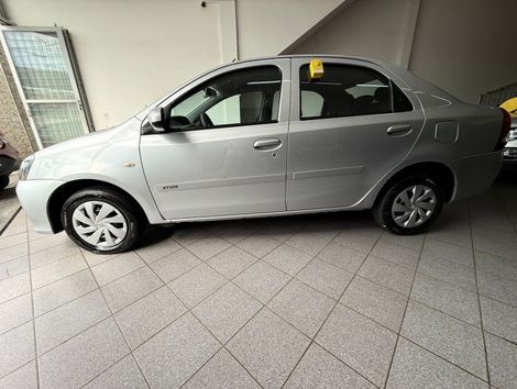 Toyota ETIOS X Sedan 1.5 Flex 16V 4p Aut.