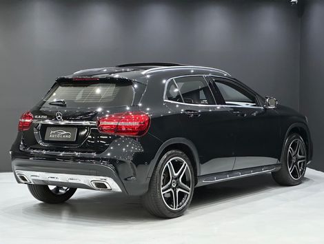 Mercedes GLA 250 Sport 2.0 TB 16V 4x2  211cv Aut.
