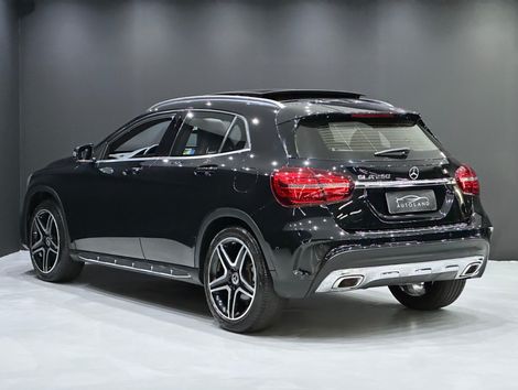 Mercedes GLA 250 Sport 2.0 TB 16V 4x2  211cv Aut.
