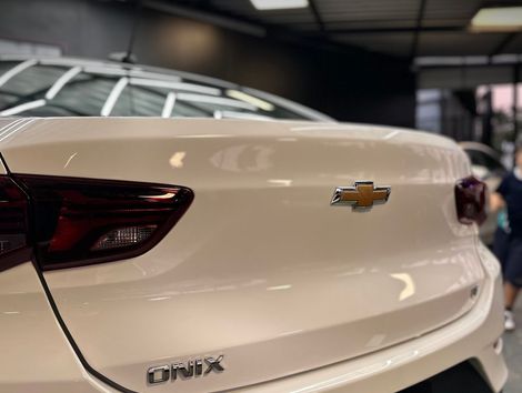 Chevrolet ONIX SEDAN Plus LT 1.0 12V Flex 4p Mec.