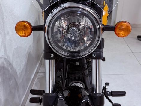 Royal Enfield Meteor 350 Fireball 