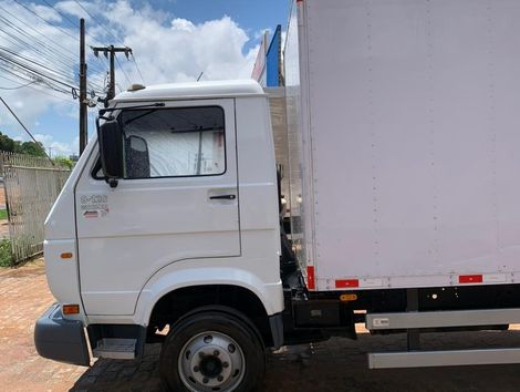 VOLKSWAGEN 8-120/8-120 euro3 Worker 2p (diesel)