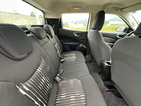 Fiat Toro Freedom 1.8 16V Flex Aut.