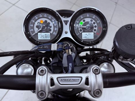 TRIUMPH Speed Twin 1200cc