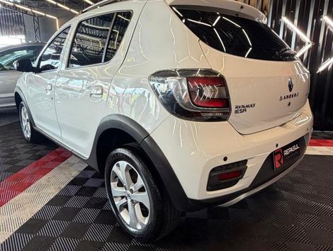 Renault SANDERO STEPWAY Flex 1.6 16V 5p