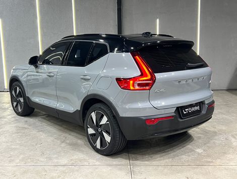 Volvo XC 40 Recharge Plus (Elétrico)