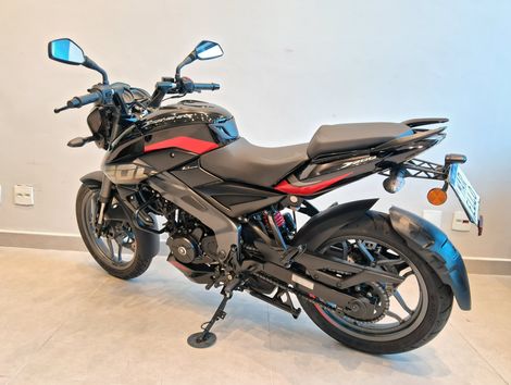 BAJAJ DOMINAR 200