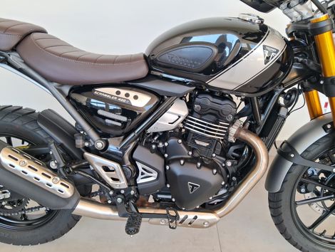 TRIUMPH SCRAMBLER 400 X