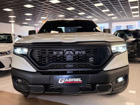 RAM RAMPAGE REBEL 2.0 TB CD 4X4 Diesel Aut.