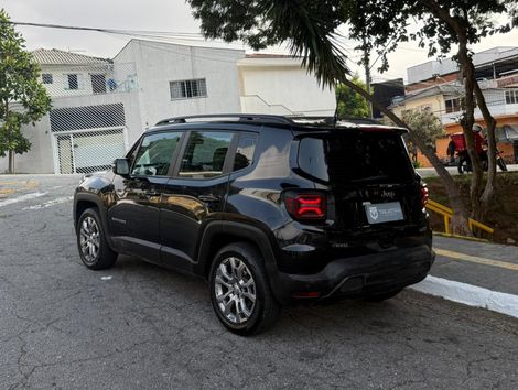 Jeep Renegade Long. T270 1.3 TB 4x2 Flex Aut.