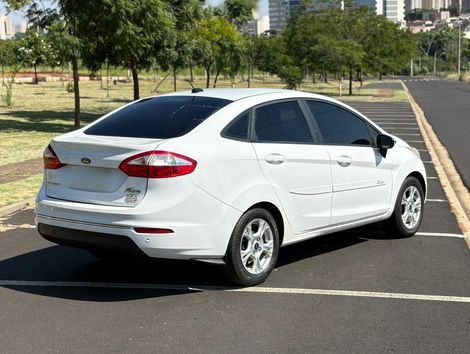 Ford Fiesta Sedan 1.6 16V Flex Aut.