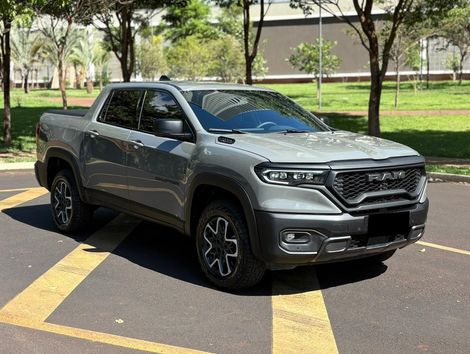 RAM RAMPAGE REBEL HURR.4 2.0 TB CD 4X4 Aut.