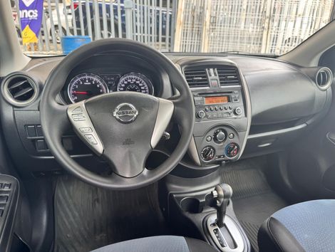 Nissan VERSA SV 1.6 16V FlexStart 4p Aut.