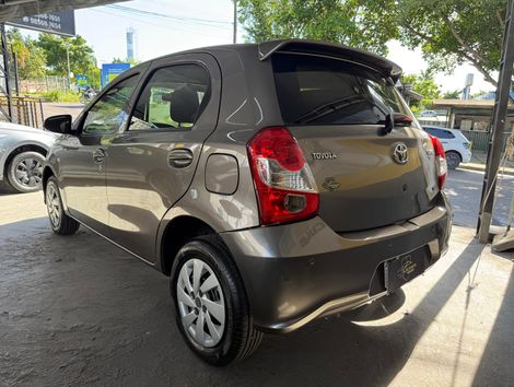 Toyota ETIOS X 1.3 Flex 16V 5p Aut.