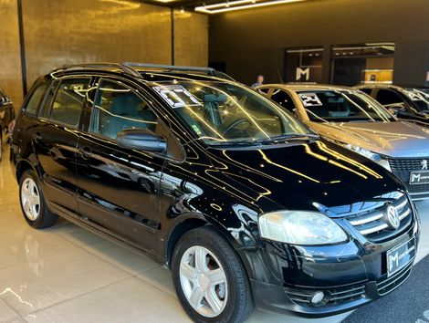 VolksWagen SPACEFOX 1.6/ 1.6 Trend Total Flex 8V 5p