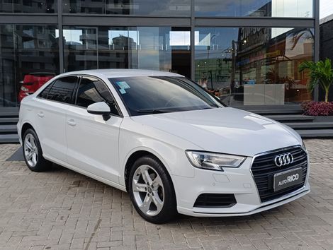 Audi A3 Sedan Prestige Plus 1.4 TFSI Flex Tip