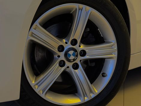 BMW 320iA 2.0 Turbo/ActiveFlex 16V/GP  4p