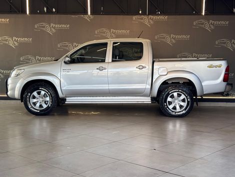 Toyota Hilux CD SRV 4x4 2.7 Flex 16V Aut.