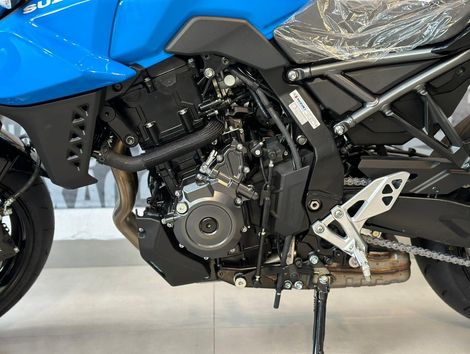 SUZUKI GSX-8S