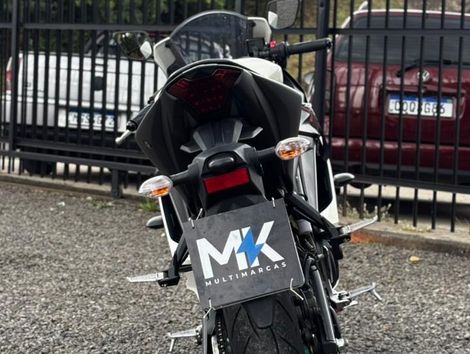 YAMAHA YZF R-3 321/ABS