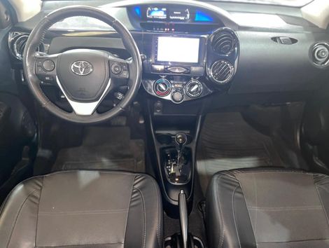 Toyota ETIOS PLATINUM Sed. 1.5 Flex 16V 4p Aut.