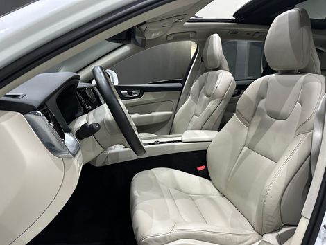 Volvo XC 60 T-5 MOMENTUM 2.0 254cv AWD 5p