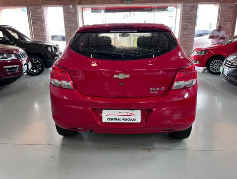Chevrolet ONIX HATCH LT 1.0 8V FlexPower 5p Mec.