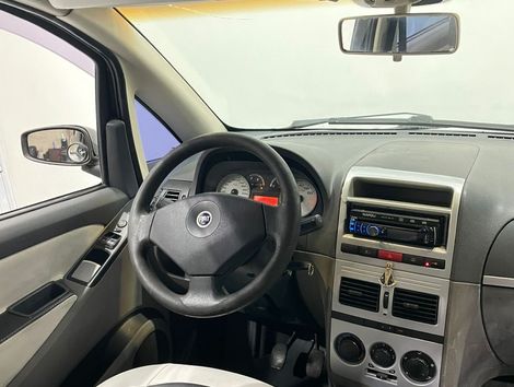 Fiat Idea HLX 1.8 mpi Flex 8V 5p