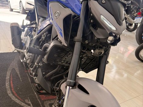 YAMAHA MT-03 321/ABS