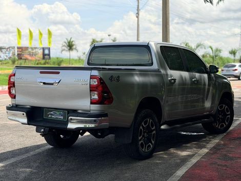 Toyota Hilux CD SRV 4x4 2.7 Flex 16V Aut.