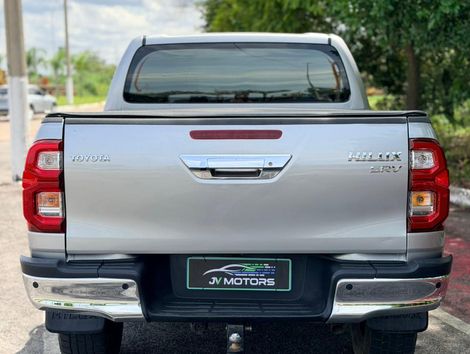 Toyota Hilux CD SRV 4x4 2.7 Flex 16V Aut.